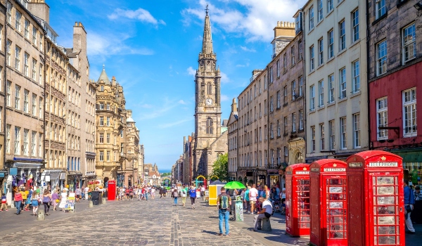 Shopping in Edinburgh